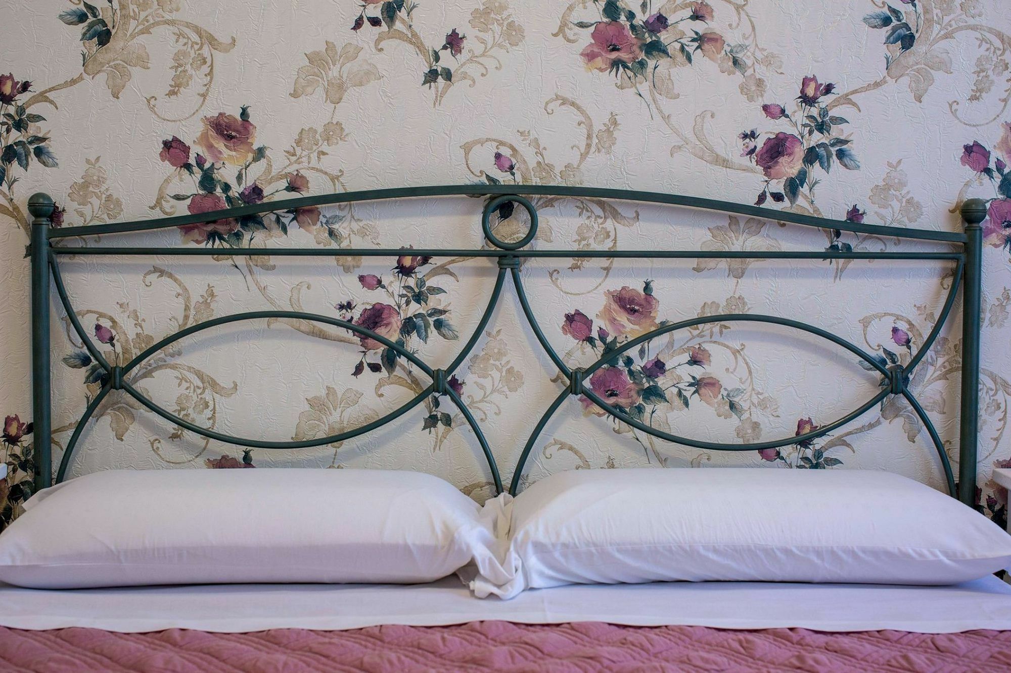 B&B Civico 41 ซาแลร์โน ภายนอก รูปภาพ