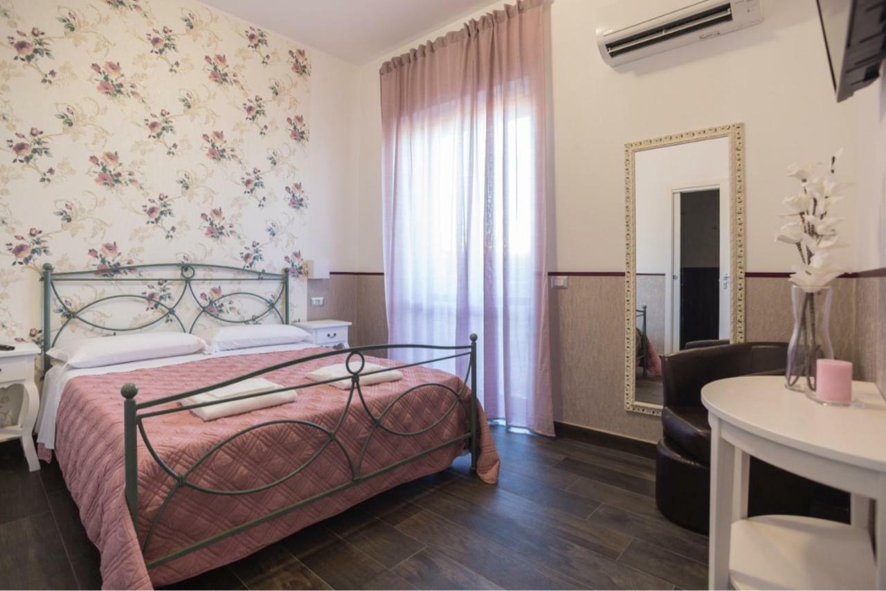 B&B Civico 41 ซาแลร์โน ภายนอก รูปภาพ