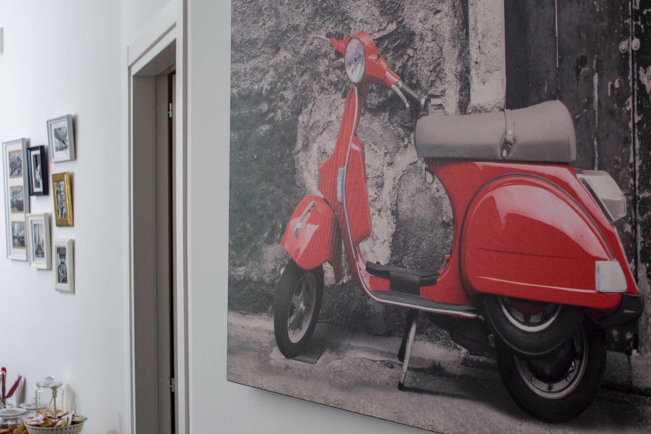 B&B Civico 41 ซาแลร์โน ภายนอก รูปภาพ