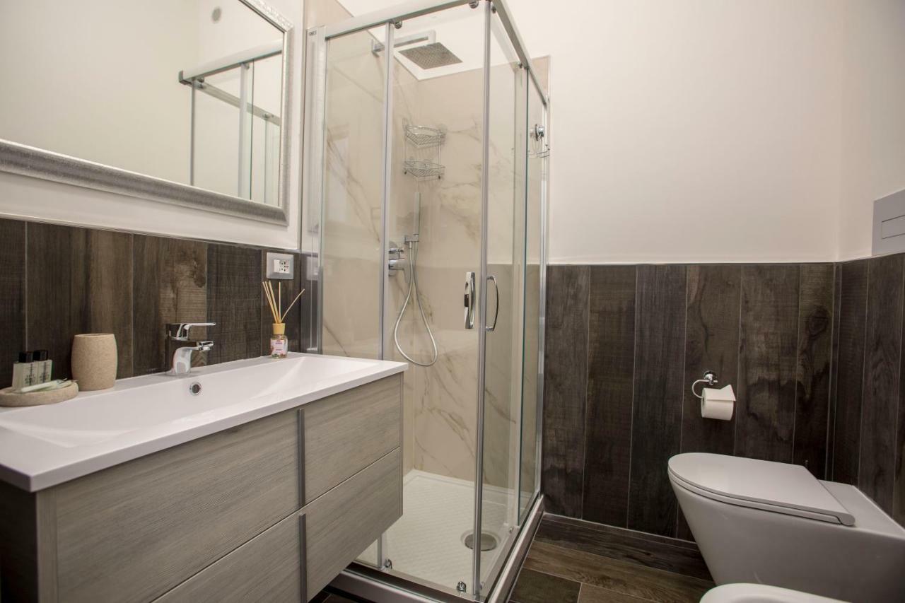 B&B Civico 41 ซาแลร์โน ภายนอก รูปภาพ