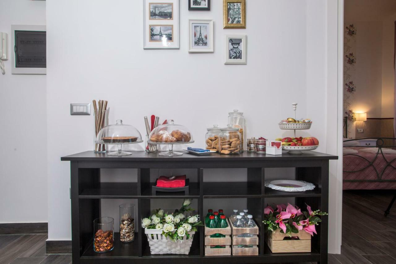 B&B Civico 41 ซาแลร์โน ภายนอก รูปภาพ