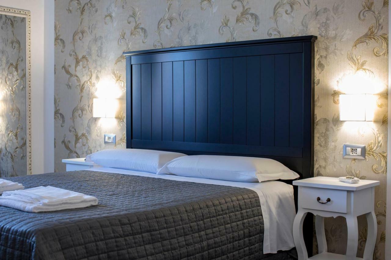 B&B Civico 41 ซาแลร์โน ภายนอก รูปภาพ