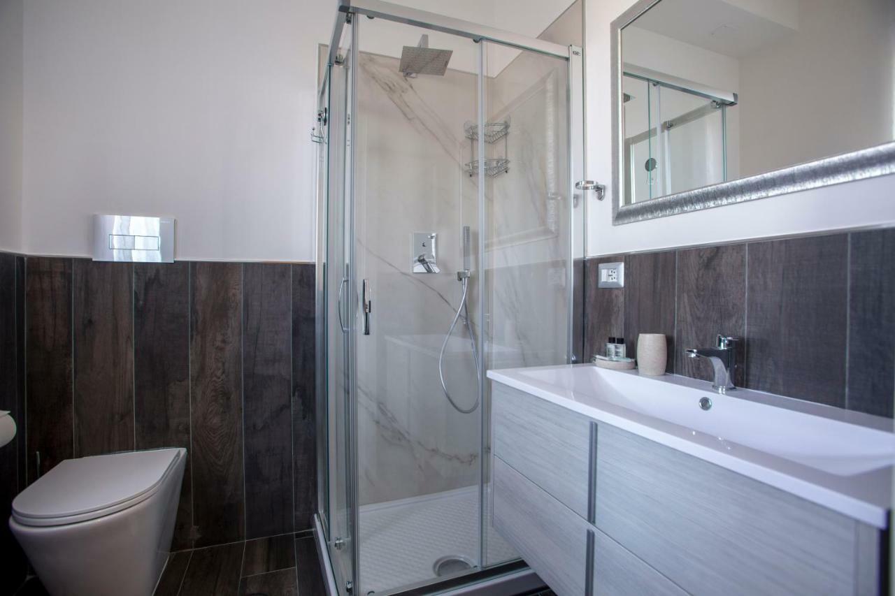B&B Civico 41 ซาแลร์โน ภายนอก รูปภาพ